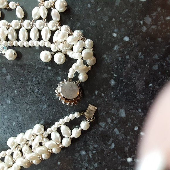 Vintage Necklace - Costume Pearl and Crystal Beads - Picture 6 of 10